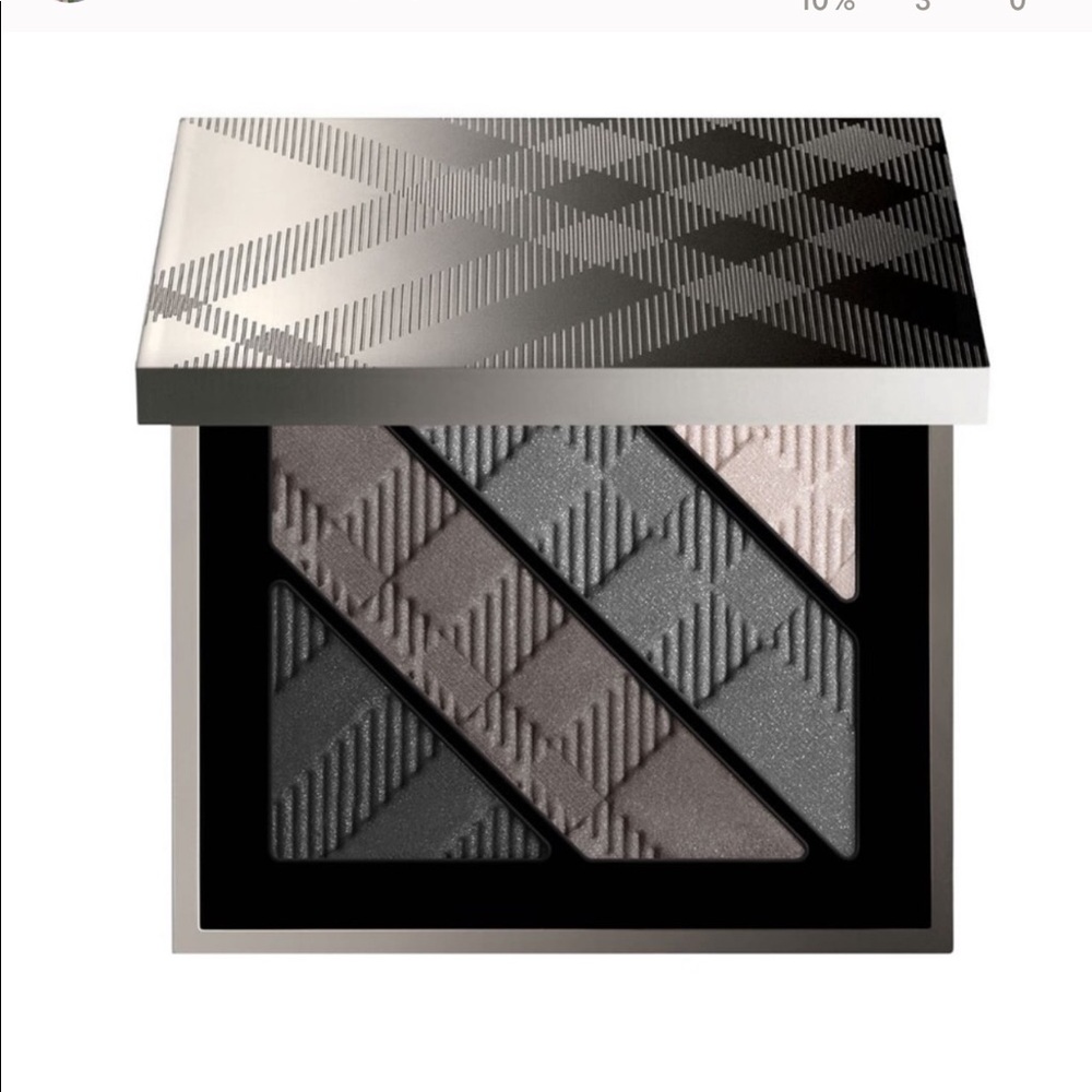 8x eyeshadow